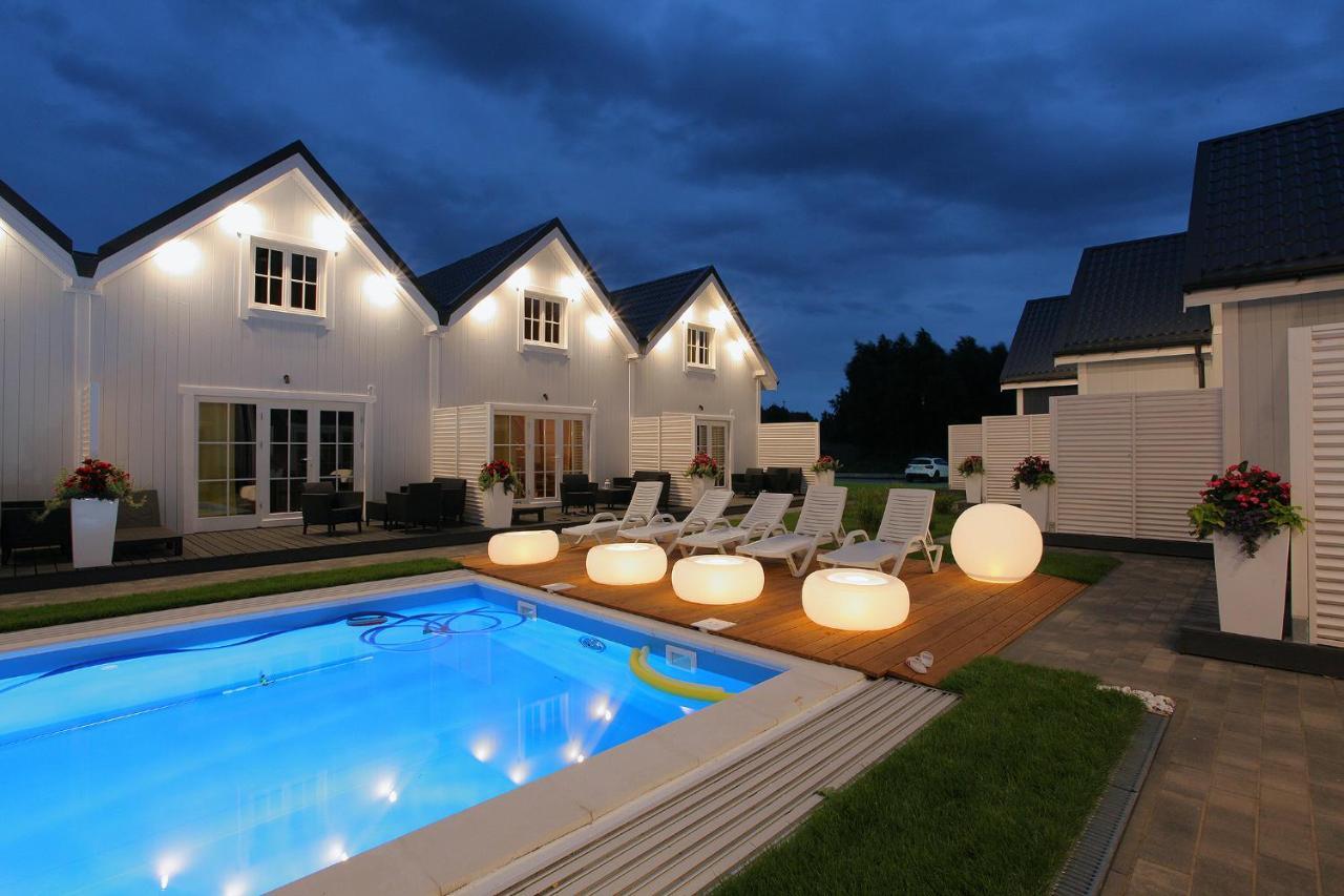Villa Rodzinka B&M Niechorze Exterior foto